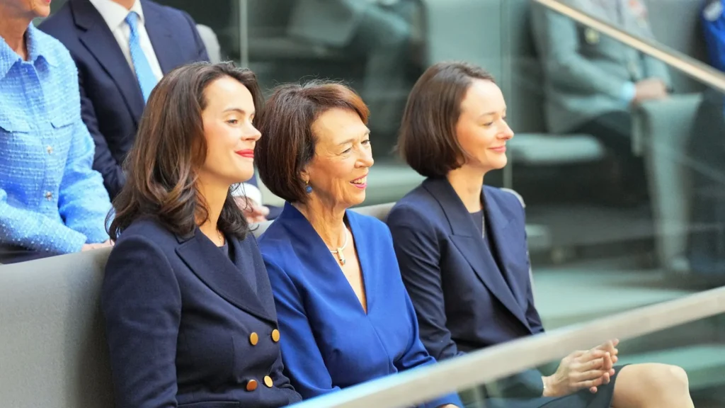 Constanze Merz – Biografie, Karriere, Familie und Hintergrund im Porträt constanze merz